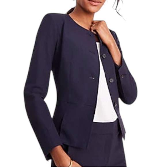 Ann Taylor NWT The Pleated Crewneck Navy Buttoned Jacket in Seasonal Stretch - Picture 12 of 12